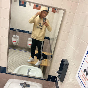 Meet your Posher, Kevin